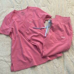 Lago Pink Scrub Set Size Small Petite